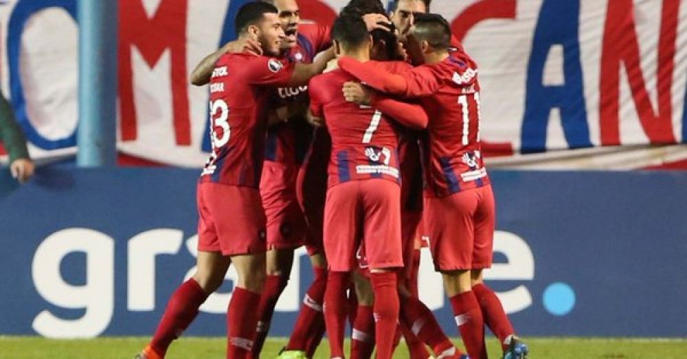 Cerro empata y termina primero en su grupo