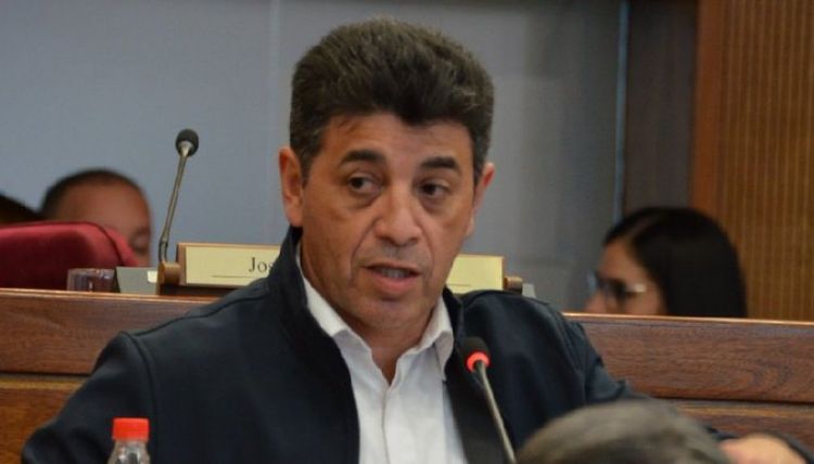"Robert Acevedo fue quien impidi la enmienda constitucional", resalta senador