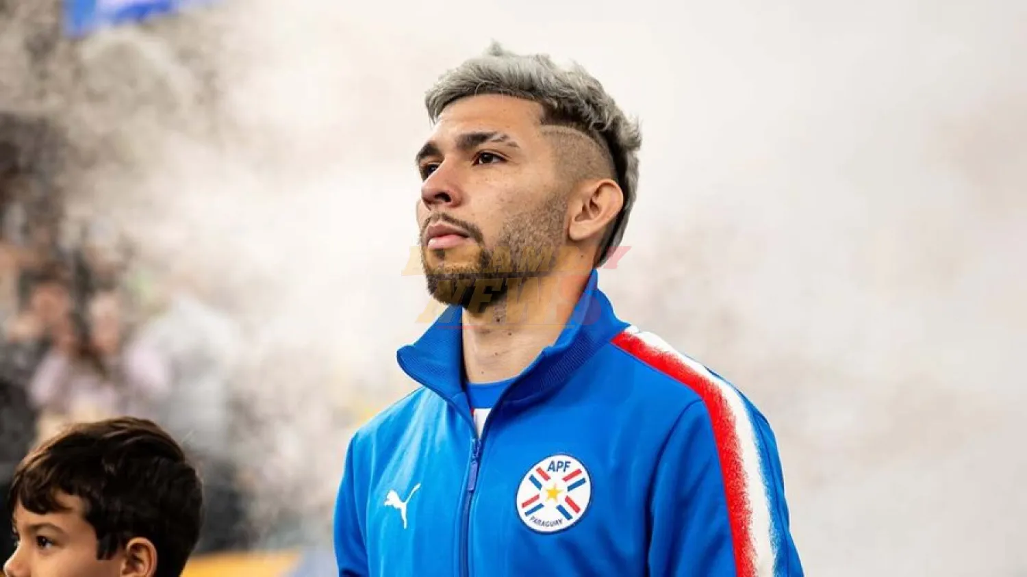 Julio Enciso, titular frente al PSG