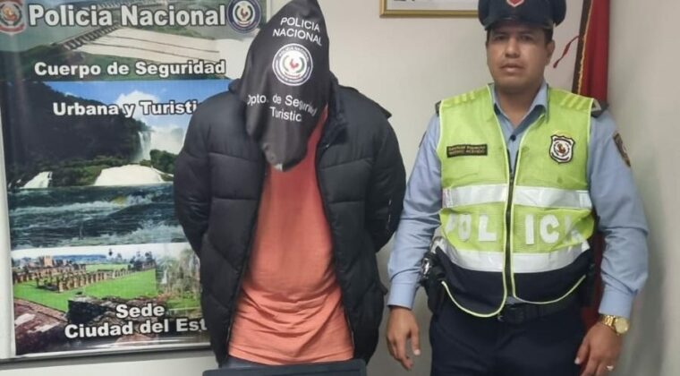 Estudiante de Medicina y en sus ratos libres, ladrón: robó objetos de una camioneta