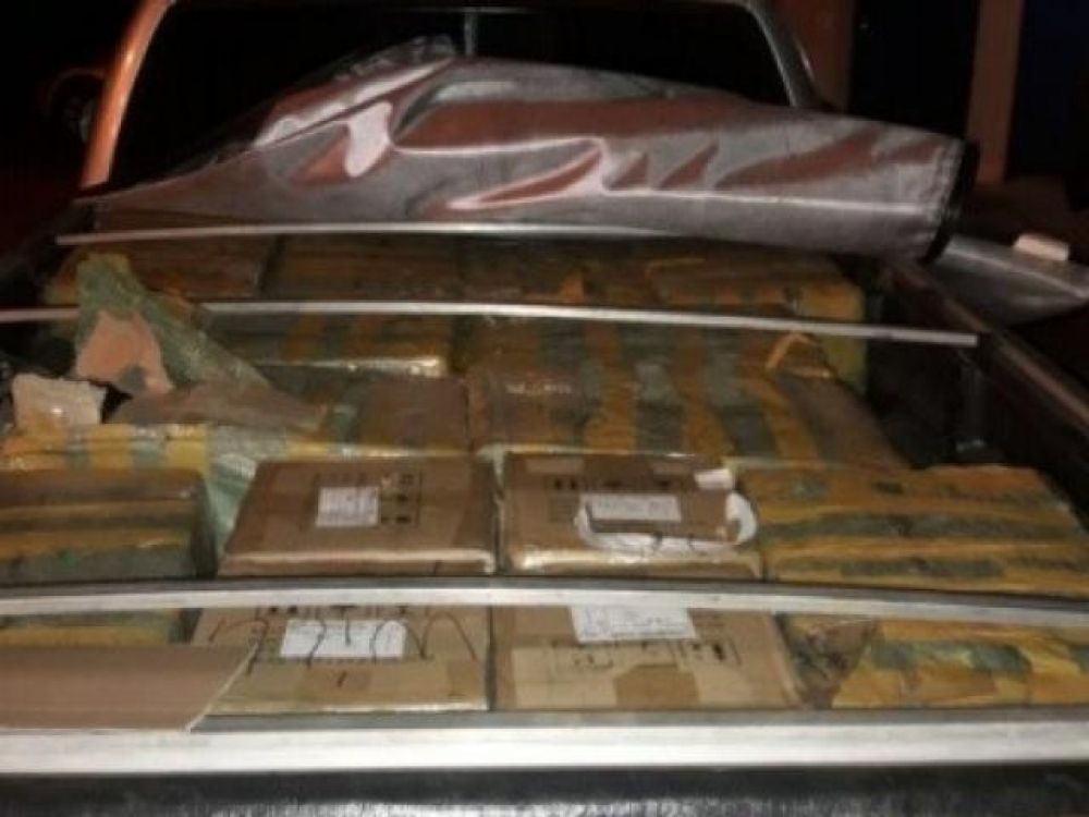 Policía militar preso por contrabando de cigarrillos electrónicos en Ponta Porã