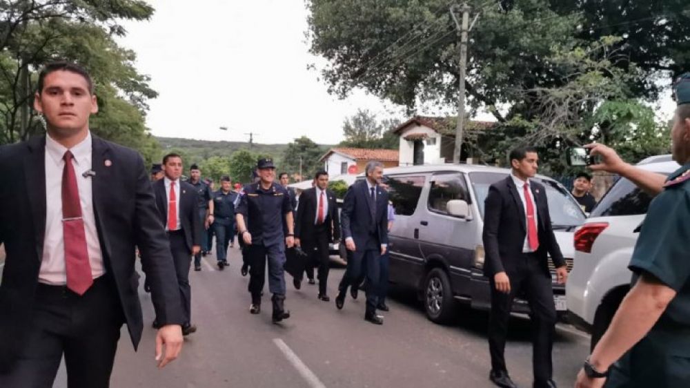 Marito es abucheado a su llegada a Caacupé