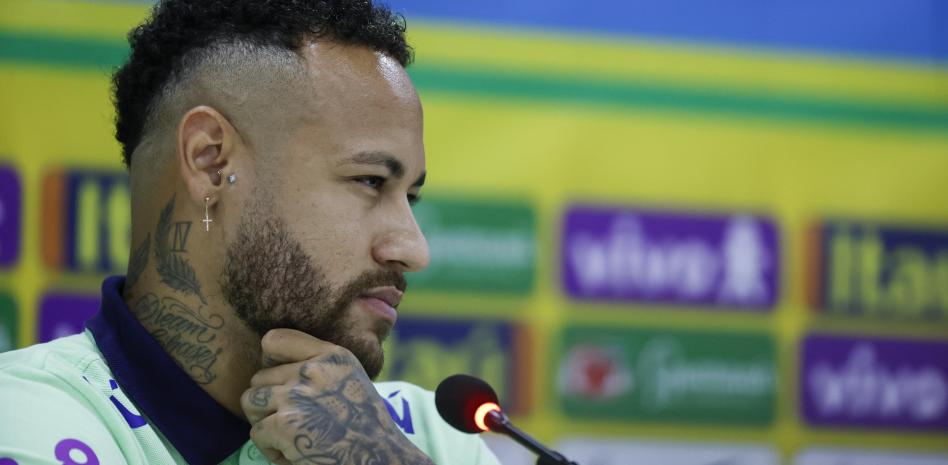 Neymar: "¿Arabia? Muchos sabiondos han hablado..."