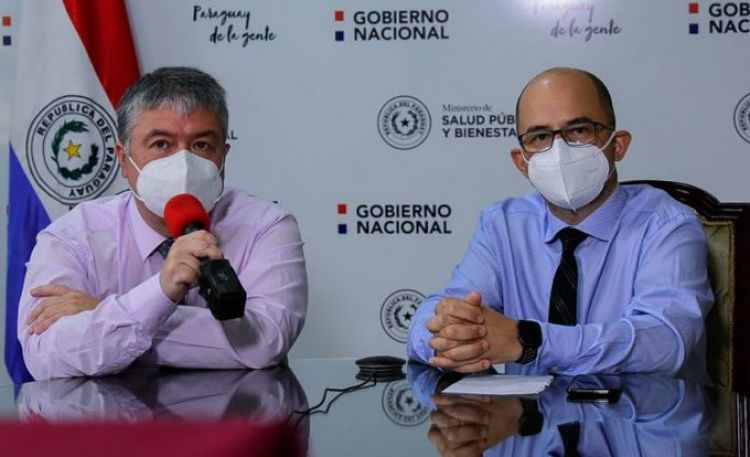 Destituyen y sumarian a director de hospital de Presidente Franco por vacunación a menores de 85 años