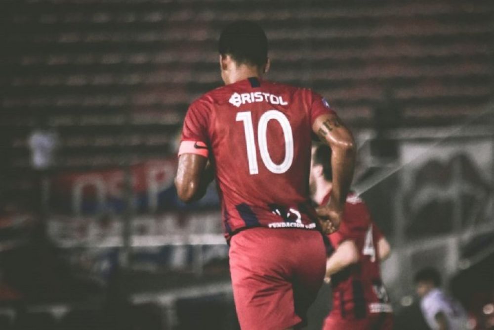 Dos Santos reconoce error y pide disculpas