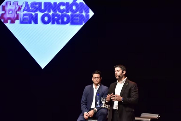 Nenecho rinde cuentas en medio de crisis y ausencias notables