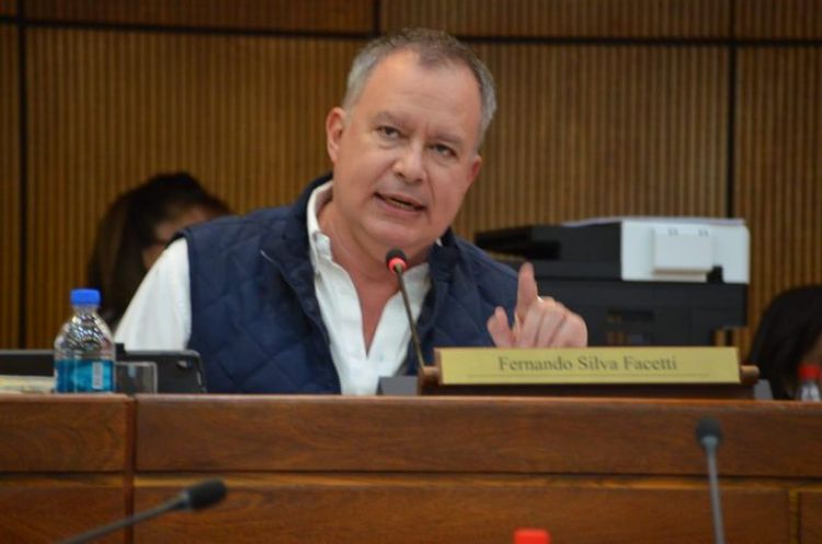 Senador afirma que la Policía no se anima a desalojar a invasores “por algún interés”