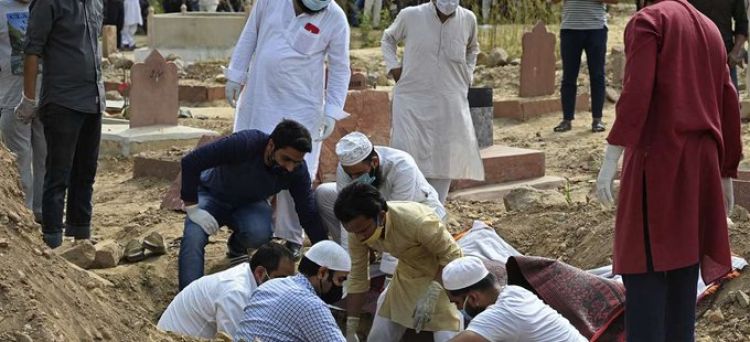 Nuevo récord de casos de covid-19 en India y restricciones en Bombay
