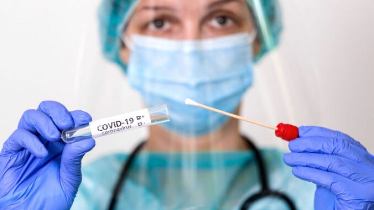 Ministerio informa sobre 13 muertes y 823 nuevos contagios de Covid-19