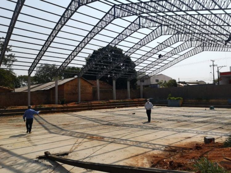 Avanza construccin de tinglado en el colegio "Florencio Acevedo"