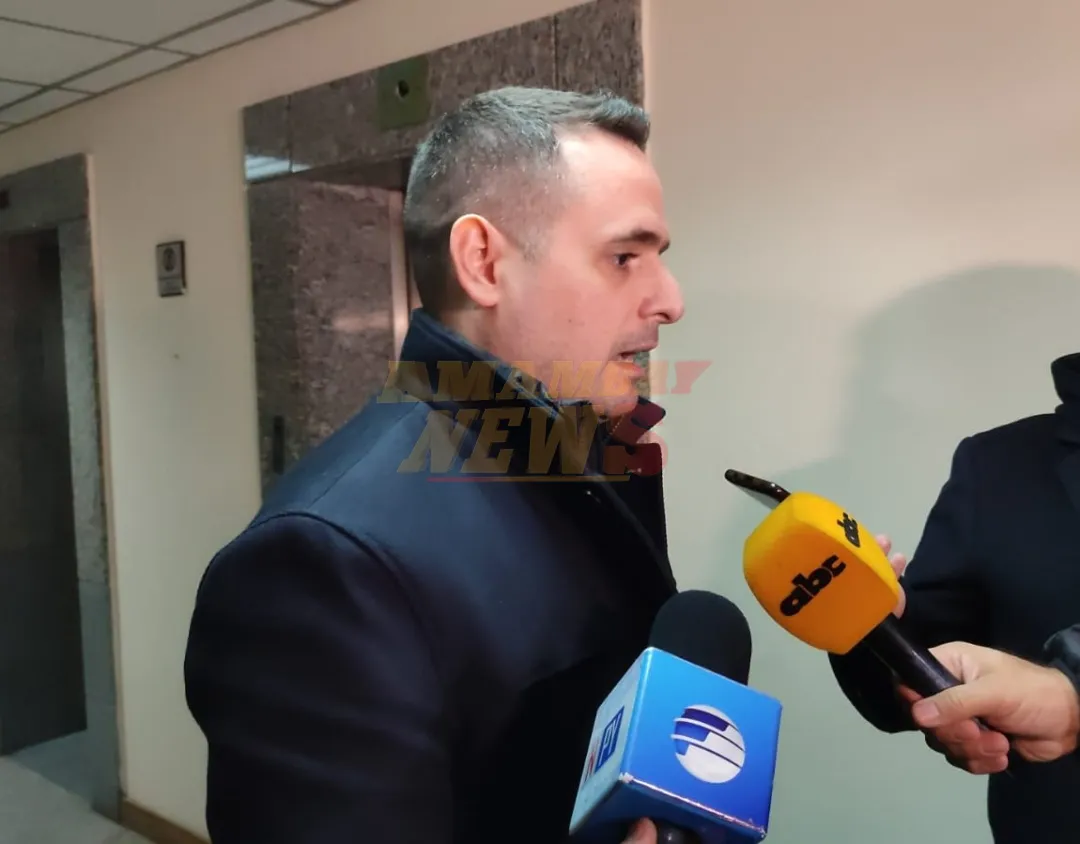 Fiscal inició con sus alegatos en juicio contra senador Erico Galeano