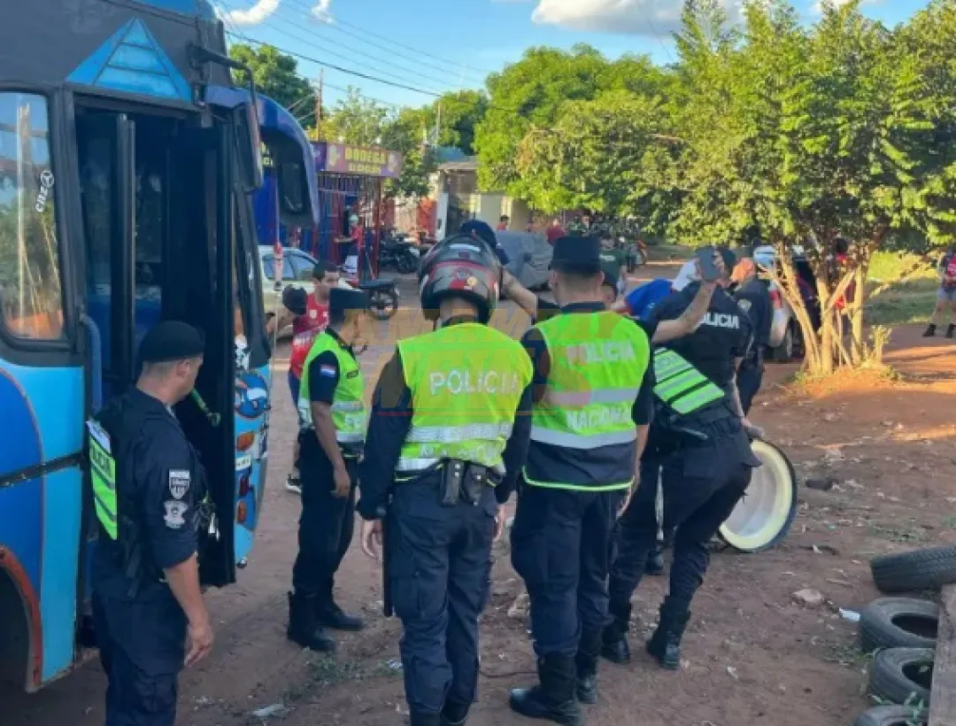Operativo policial deja 113 demorados y cuatro detenidos tras el partido entre Cerro y Recoleta