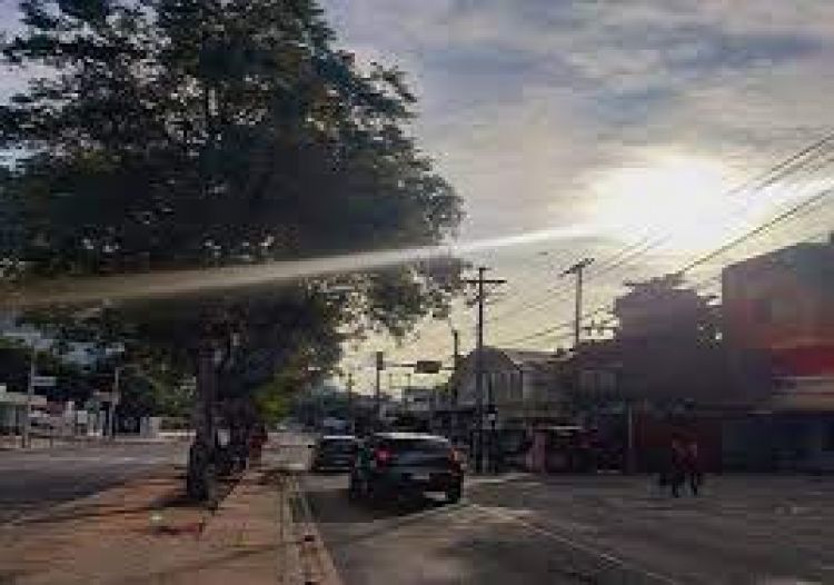 Domingo fresco a cálido y con lluvias dispersas en el Sur