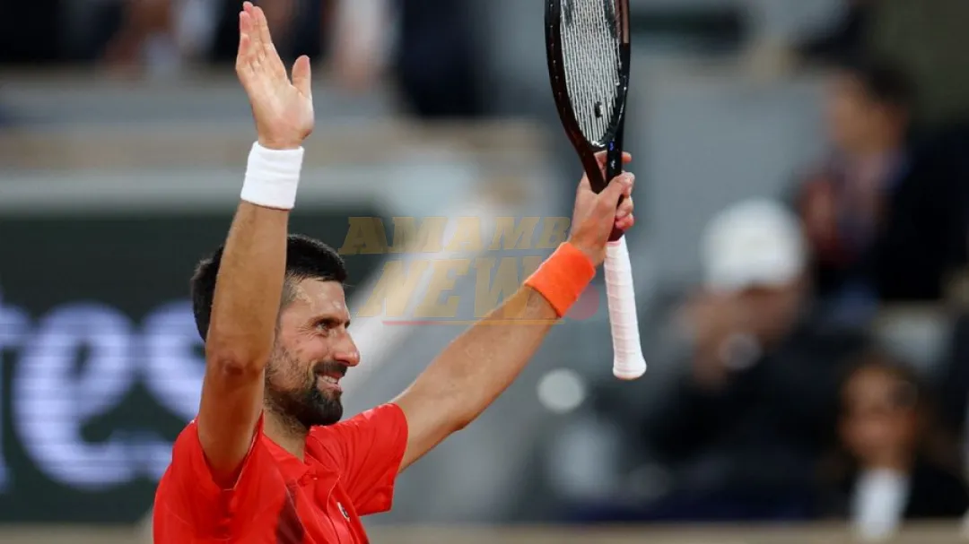 Novak Djokovic estrena el título 100 de su carrera con un regreso triunfal en la primera ronda de Roland Garros