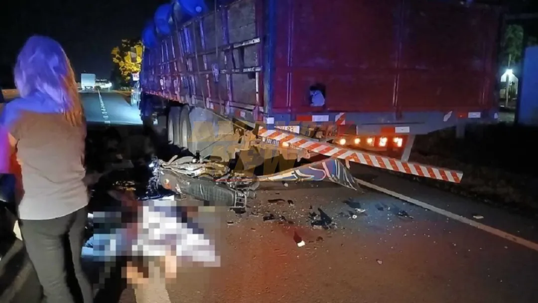 Motociclista muere al chocar contra camión estacionado en la ruta en Caaguazú