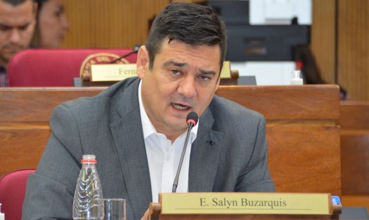 Plantean cancelar itinerarios a transportistas que chantajean con subsidios