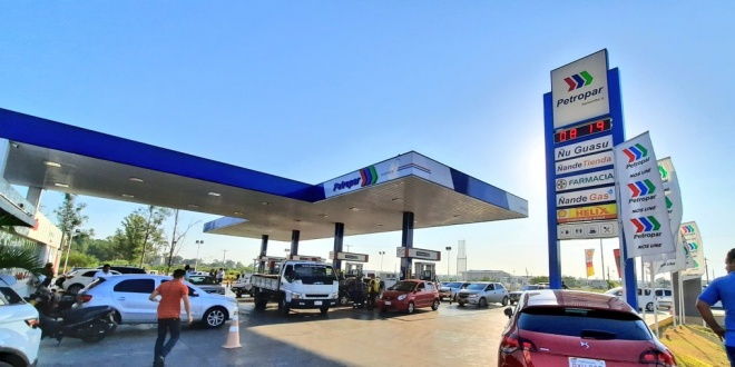 Jara lo confirma: Petropar no aumentará sus precios, por lo menos hasta octubre
