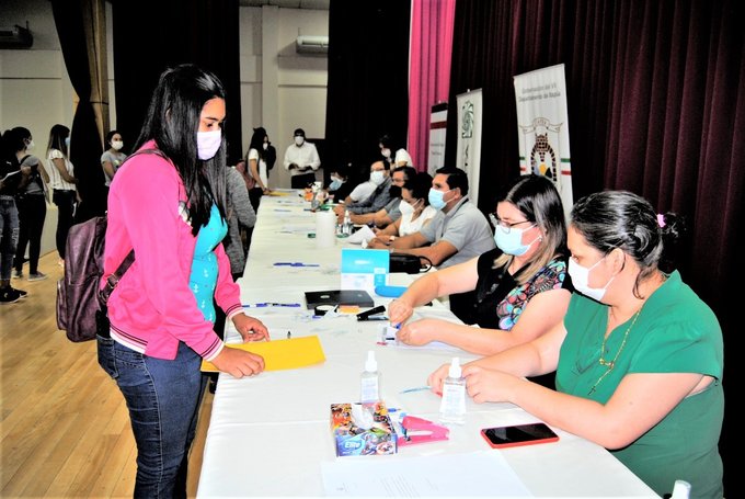 Unos 1.600 jóvenes de Itapúa serán beneficiados con becas de EBY