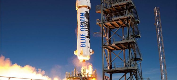 Viaje al espacio con Jeff Bezos es vendido en 28 millones de dólares