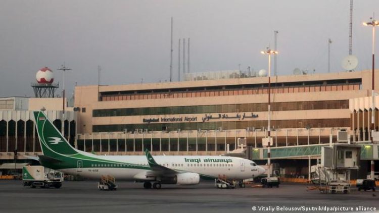 Dos misiles impactan en el aeropuerto de Bagdad y dañan un avión aparcado