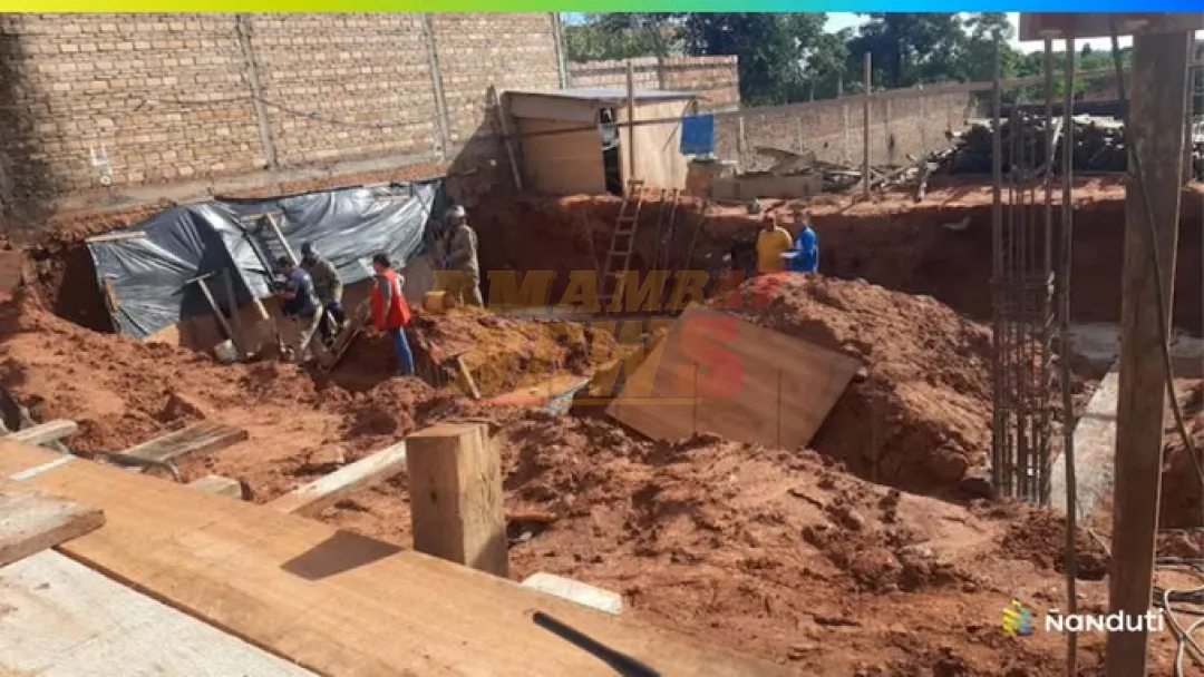 Investigan fallecimiento de un trabajador tras derrumbe de una obra en Ñemby