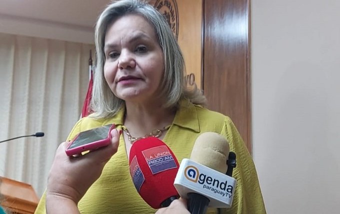“Fondos jubilatorios no pueden ser tocados”, según Lilian Samaniego