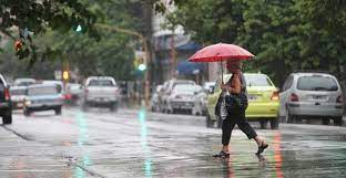 Lluvias, tormentas y clima cálido persistirá este lunes