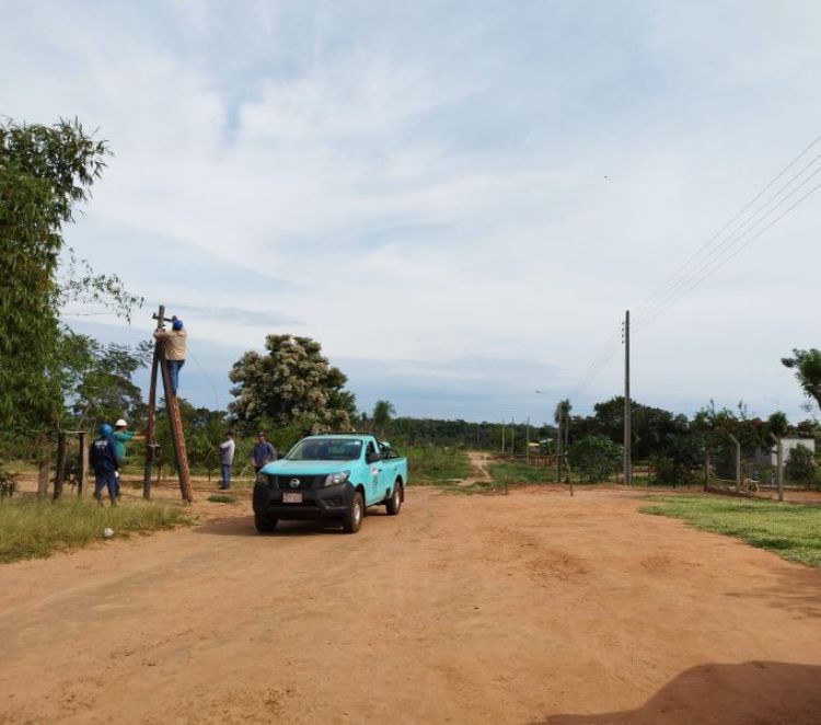 Culminan obras de electrificación en el Departamento de Canindeyú