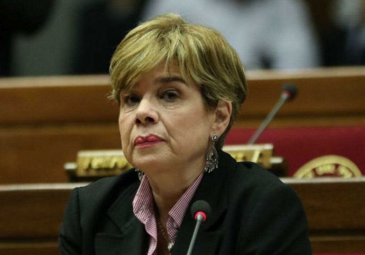Instan a Salud a vacunar a médicos internos y sin registros