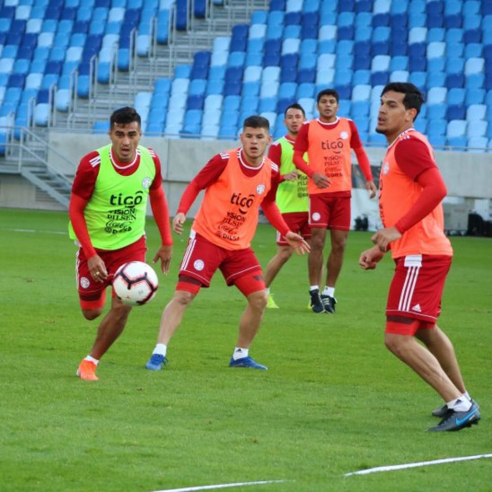 Paraguay se presenta en el estadio Nacional de Bratislava ante Eslovaquia