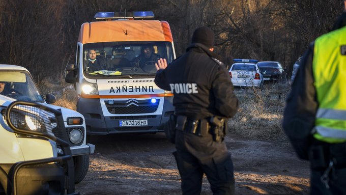 Hallan a 26 migrantes “congelados” y “desnutridos” en un camión