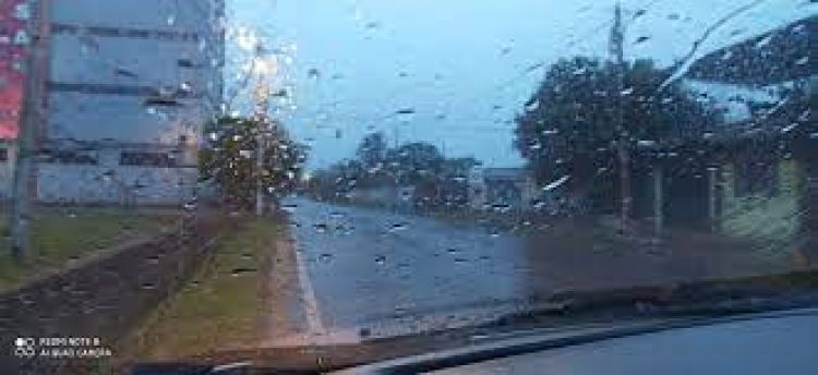 Clima: Jueves caluroso y se prevé ingreso de sistema de tormentas