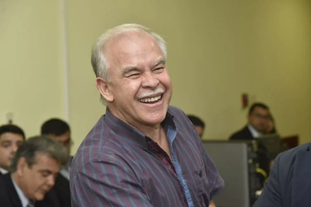 Suspenden juicio oral contra Walter Bower, que lleva 25 años en curso