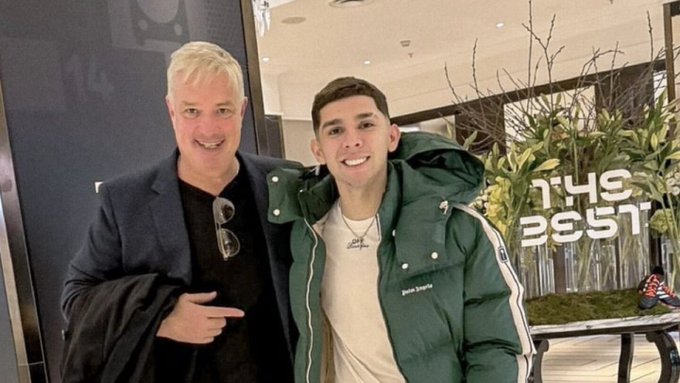 Julio Enciso, listo para la gala del The Best que podría ser histórico