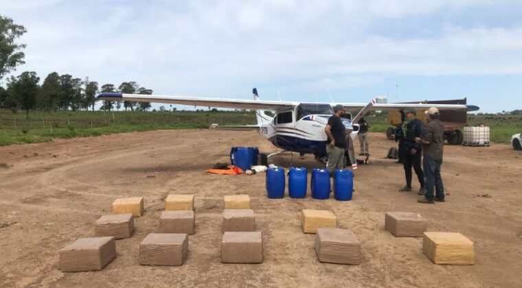 Cae narcoavioneta con cerca de 400 kilos de cocaína en Misiones