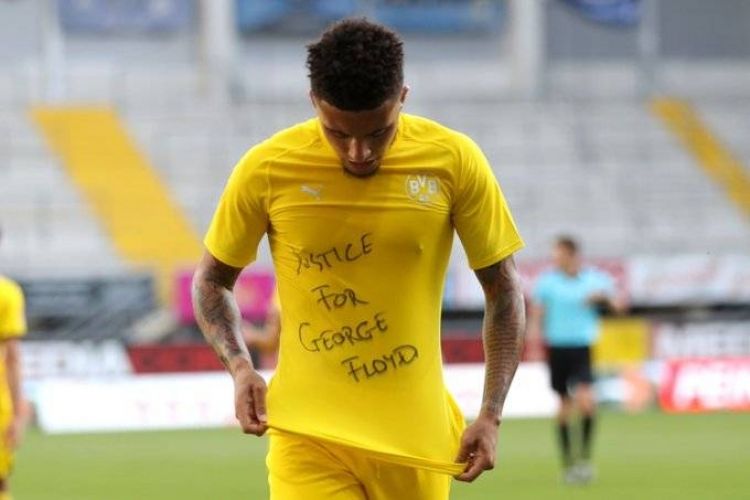 Jadon Sancho se une a las protestas por la muerte de George Floyd