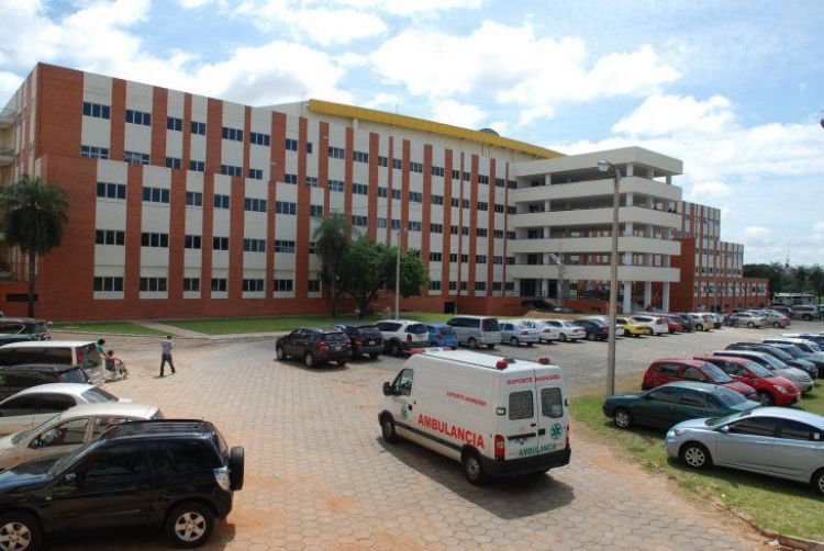 Los no vacunados llenan el Hospital de Clínicas