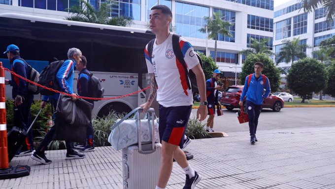 La Albirroja ya está en suelo panameño