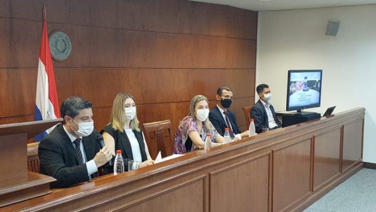 Prometen extrema transparencia para examen de Notarios