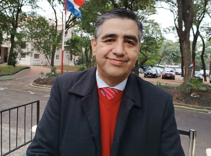 Gerardo Soria critica decisión de Honor Colorado de designar a un “traidor” como líder de bancada