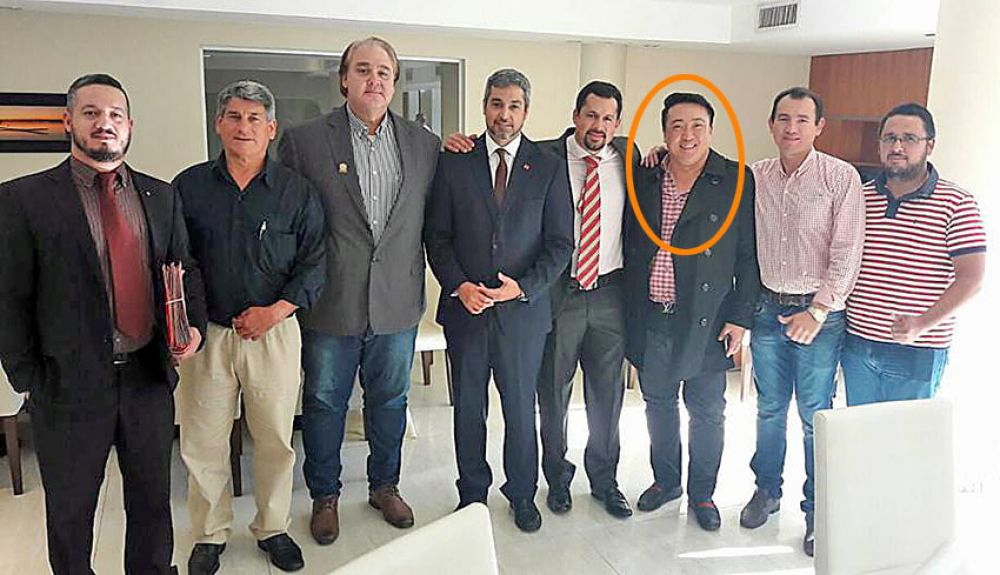 Presentan nuevos documentos que contradicen a versión del "amigo" del poder