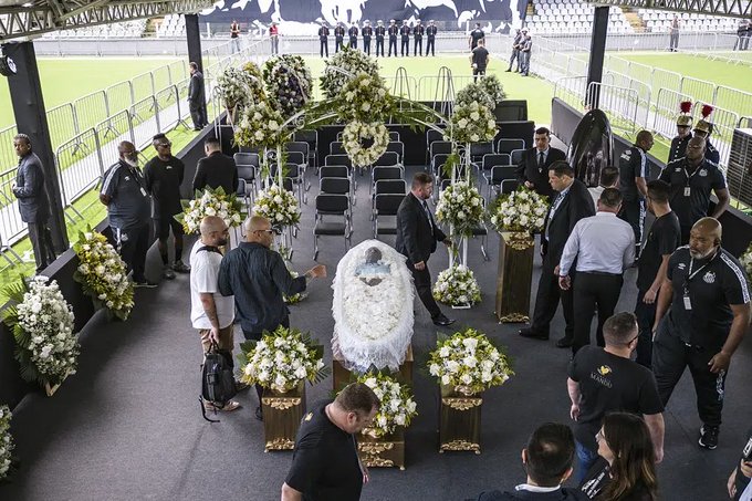 Los astros de la selección brasileña, ausentes en el adiós a Pelé