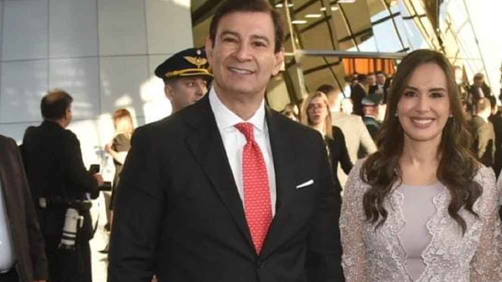 Peña nombra como directora jurídica de Itaipú a esposa de Beto Ovelar