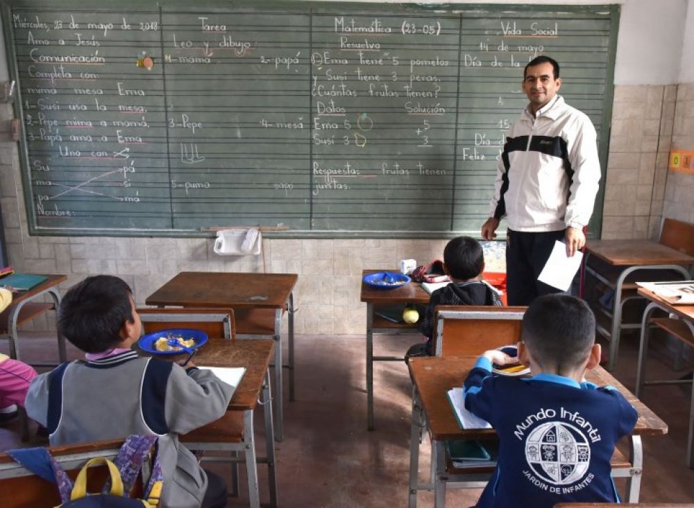 Viceministro de Educación insiste que las clases deben iniciar el 21 de febrero