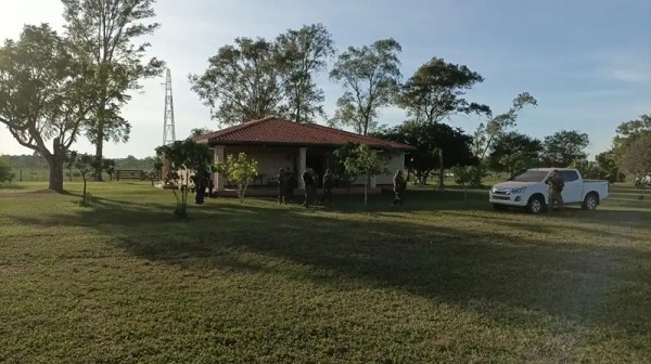 Violento asalto en estancia: Rehenes liberados tras horas