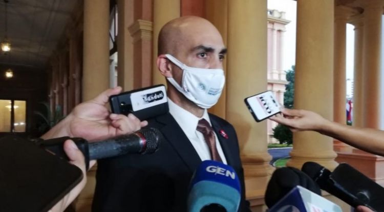 Insumos médicos y equipos de bioseguridad que llegaron al país deberán ser verificados, dice ministro