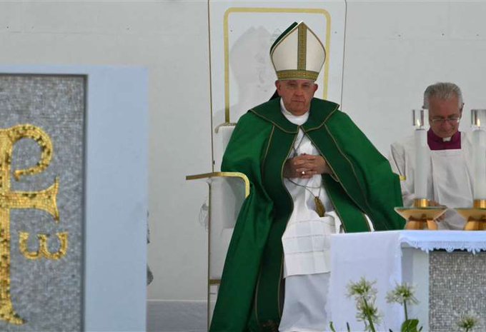 El papa denuncia el bombardeo de un hospital de Kiev y de una escuela en Gaza