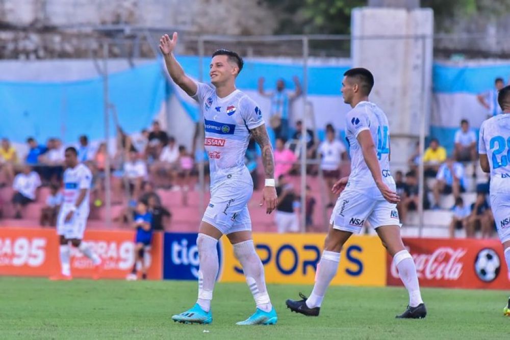Nacional golea al debutante Guaireña