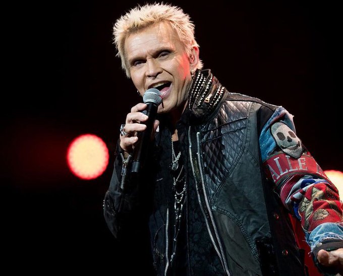 Billy Idol se muda al Jockey Club