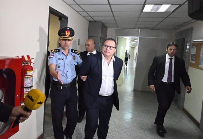 Prisión del Carlos Granada se convirtió en pena anticipada, afirma su abogado